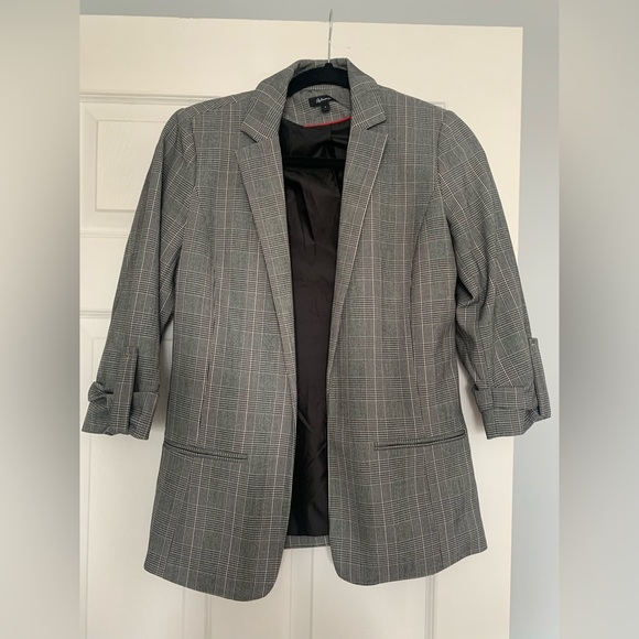 Size two, grey, 3/4 sleeve blazer - Picture 1 of 1